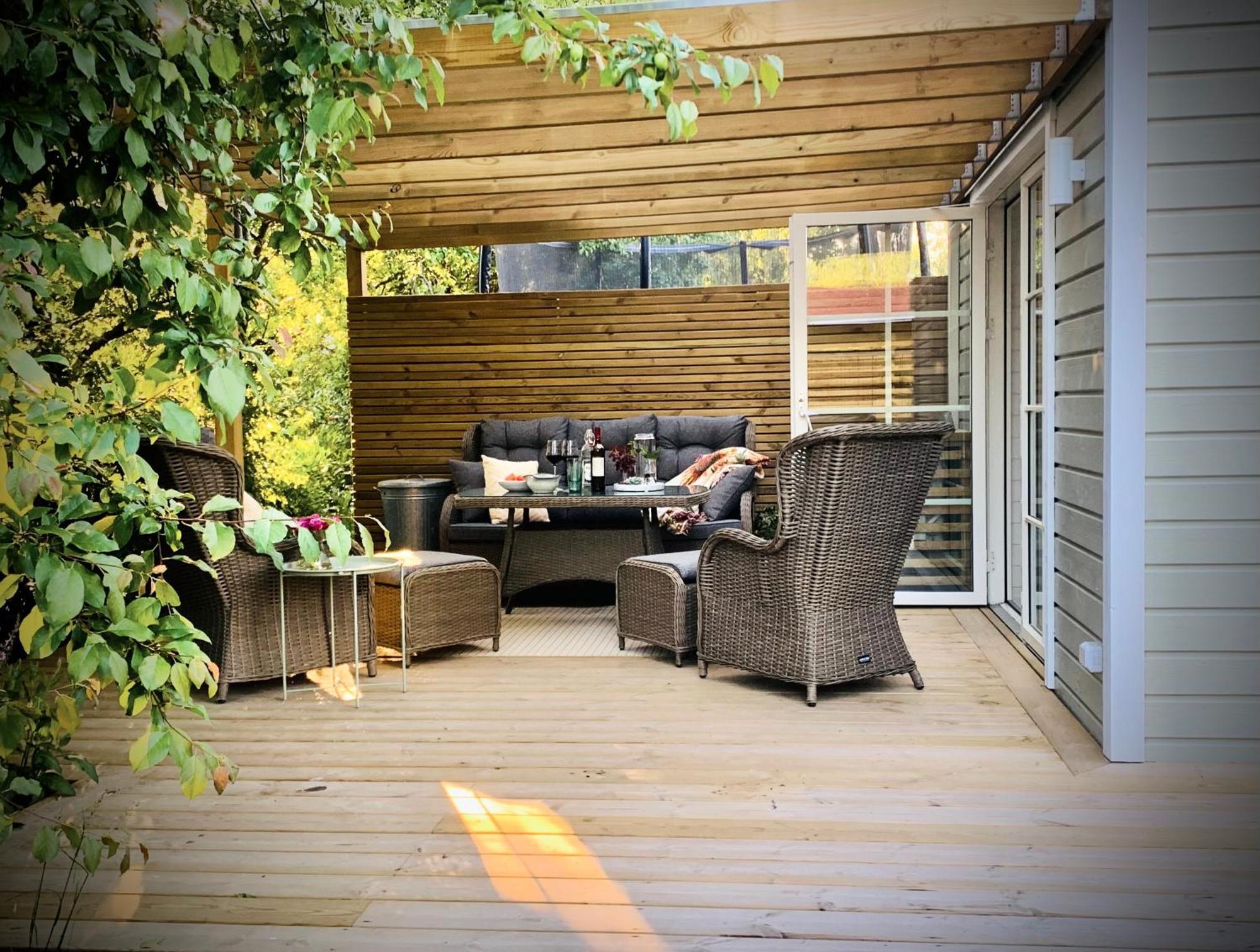 Strandnaera, Pergola, P-Plats I Hoellviken Exterior photo